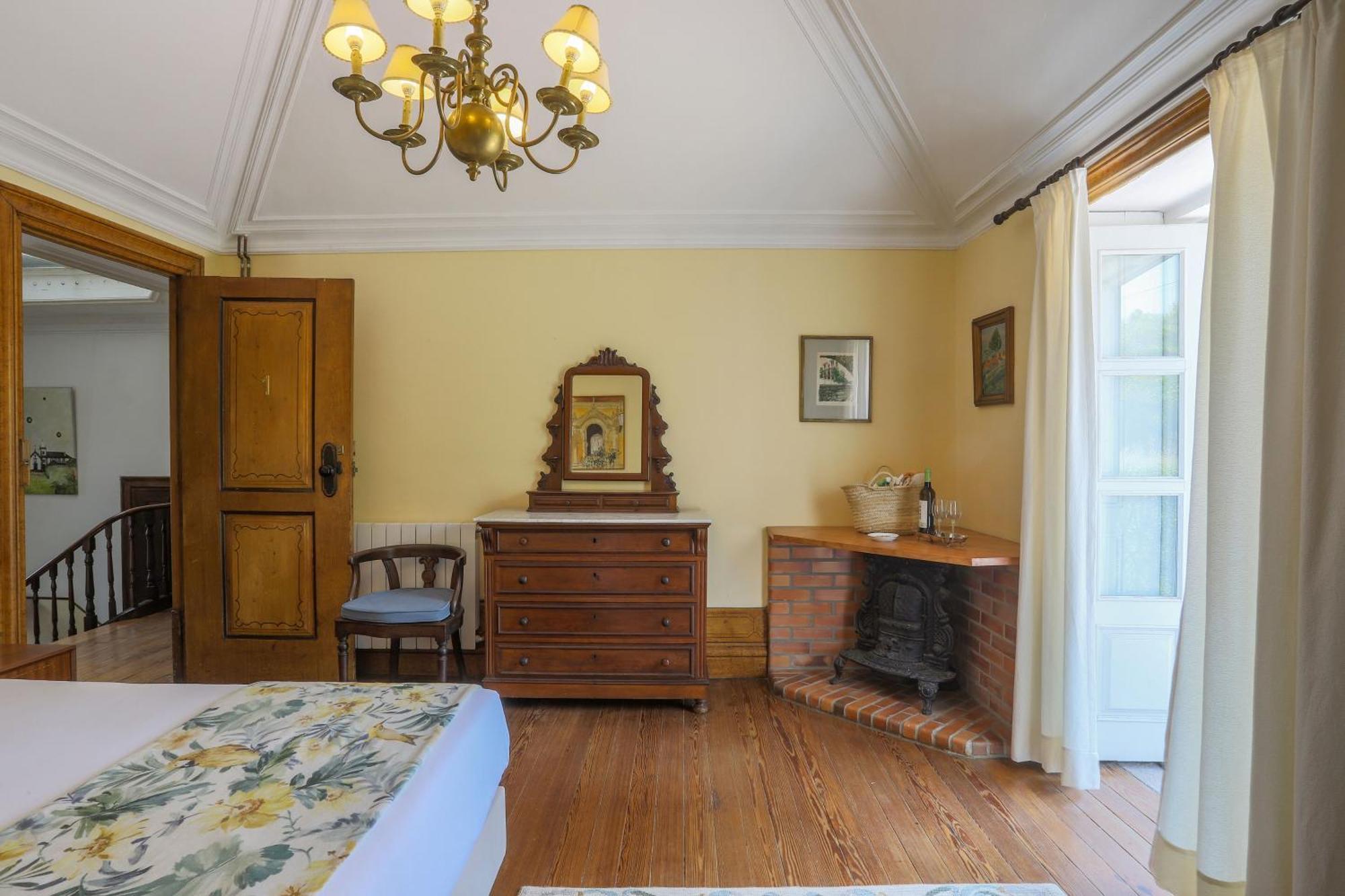 Hotel Outeiro Tuias - Manor House à Marco de Canavezes Extérieur photo